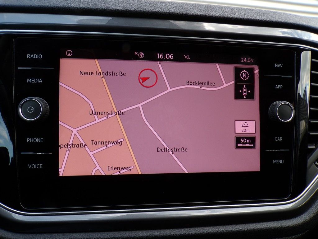 Fahrzeugabbildung Volkswagen T-Roc  1.5 TSI IQ Drive DSG *Navi*Standheizung*B