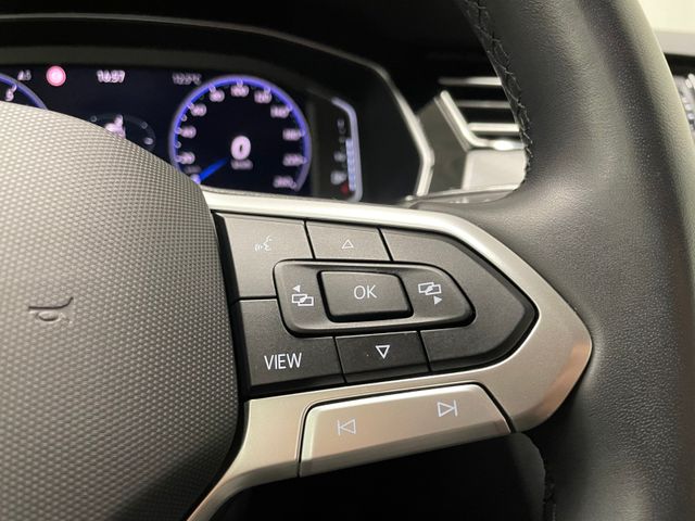 Passat Variant Business 1.5 TSI DSG LED RFK ACC