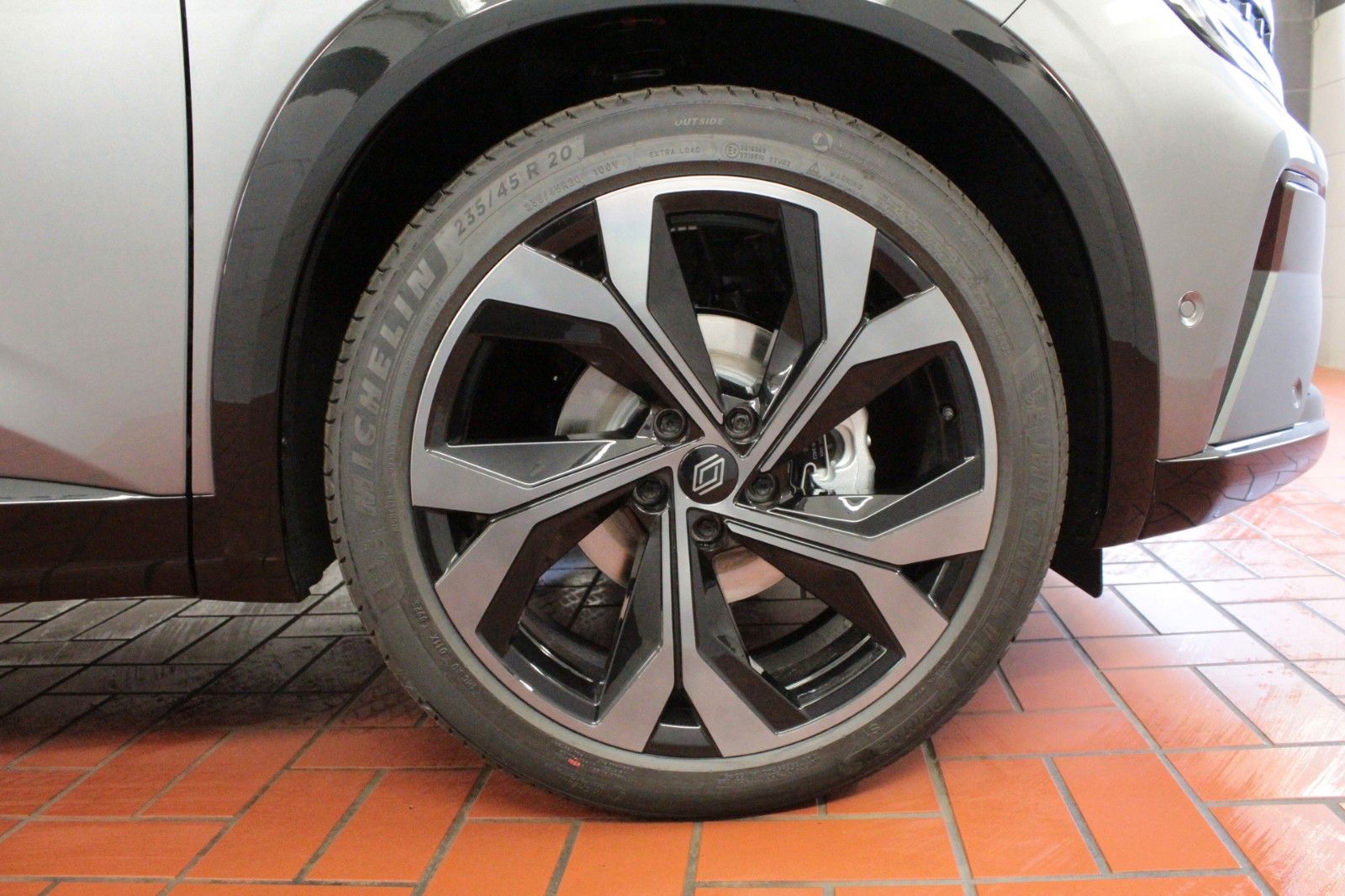 Fahrzeugabbildung Renault Austral Mild Hybrid 160 Iconic Esprit Alpine Aut