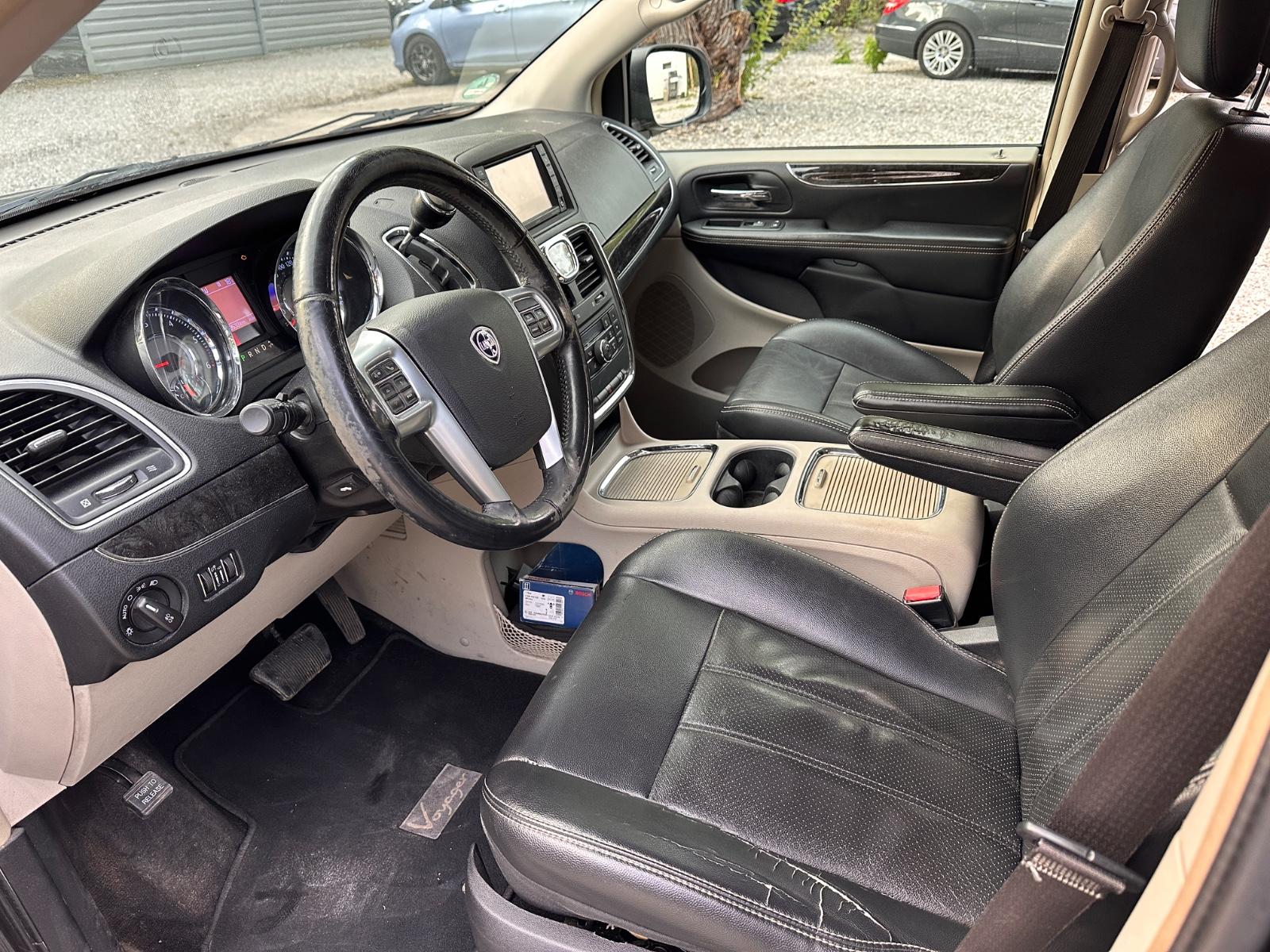 LANCIA VOYAGER GOLD 163 CH BVA 7 PLACES - 2ème MAIN - GPS - HAYON ÉLECTRIQUE - SUSPENSIONS AIRMATIC - 159500 km