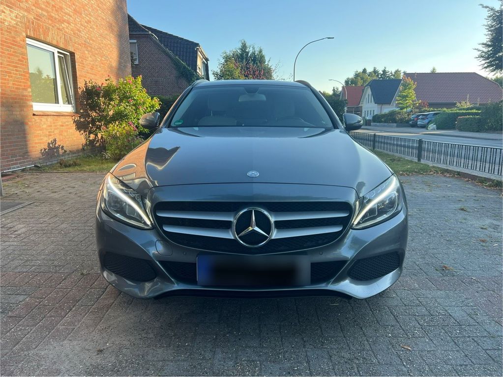 Image of Mercedes-Benz C 200