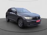 Volkswagen Tiguan 2.0 TDI DSG Life AHK PANO ACC APP-CONNECT - VW Tiguan Gebrauchtwagen in Münster
