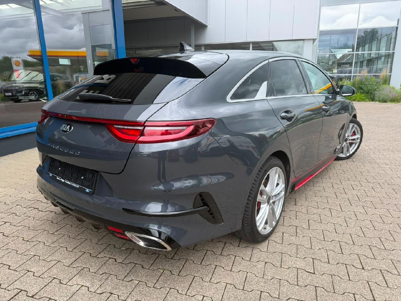 Kia ProCeed GT