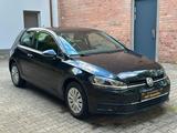 Volkswagen Golf VII Lim. Trendline BMT/Start-Stopp - Volkswagen Golf: Vi Trendline