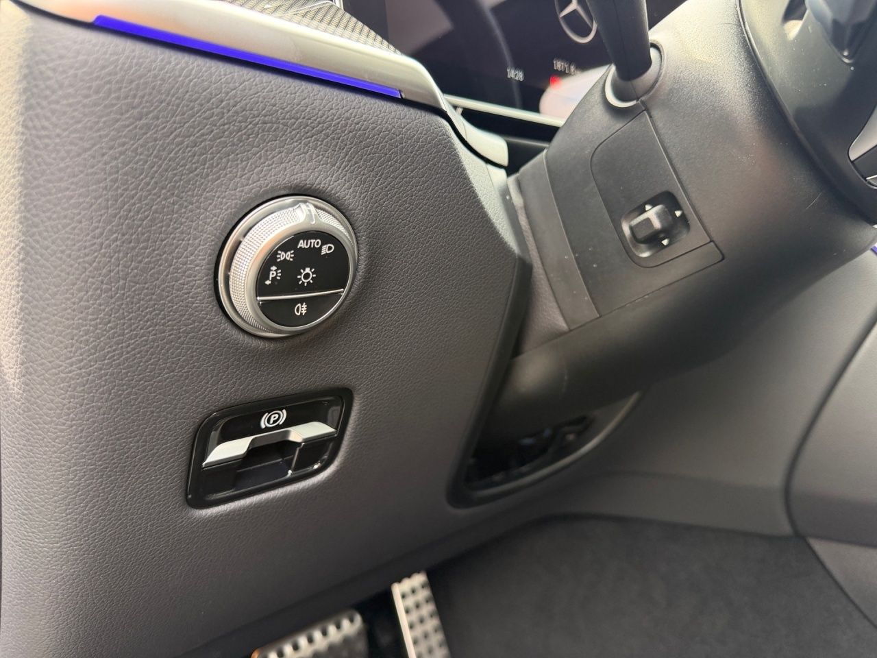 Fahrzeugabbildung Mercedes-Benz GLC 220 d 4M AMG AHK Night Pano Memory DigitalL