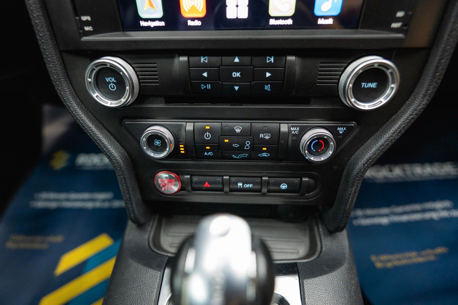 Fahrzeugabbildung Ford Mustang Shelby GT 500 5.0 V8 Performance CarPlay