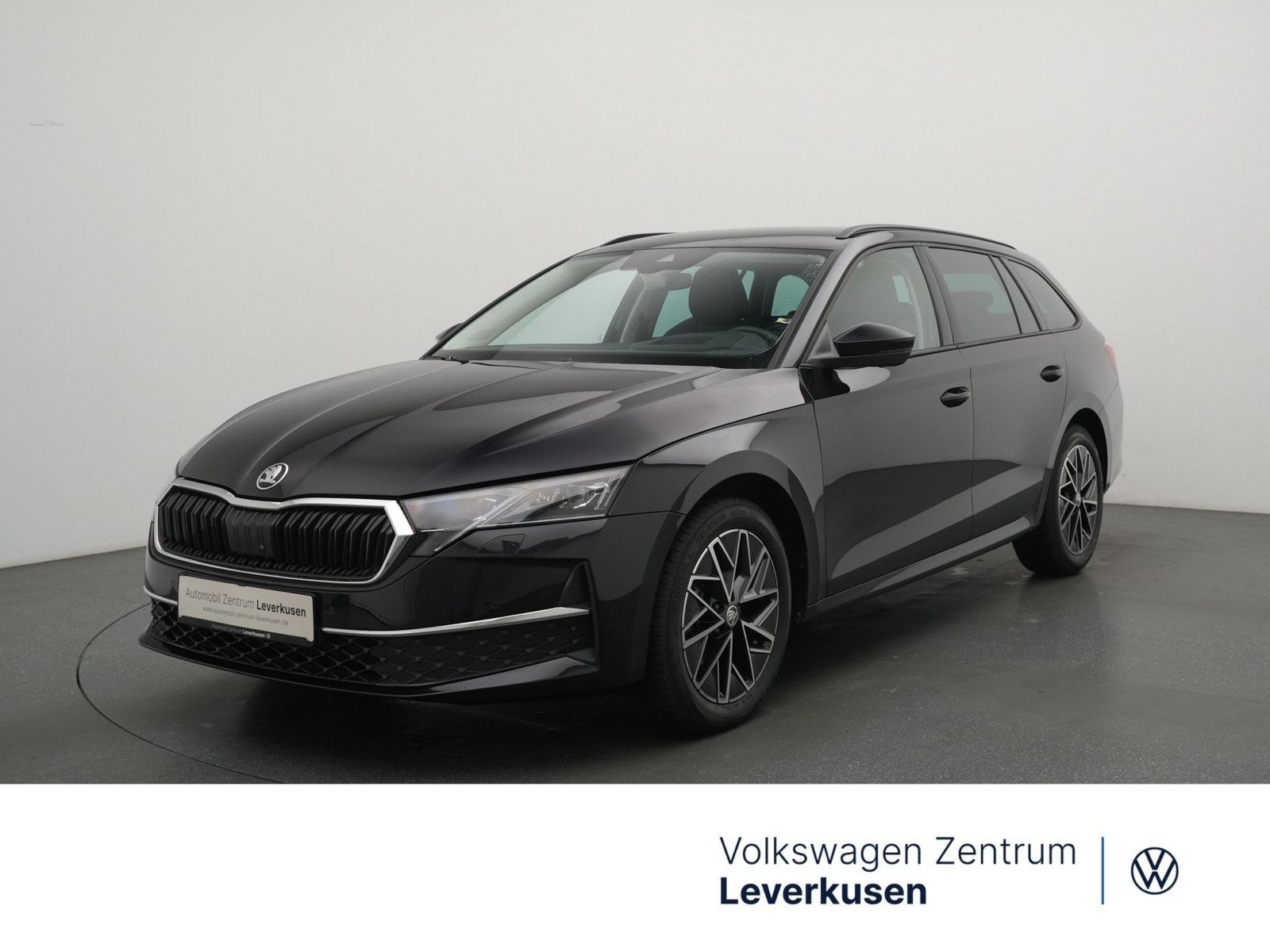 Skoda Octavia Selection DSG STANDHZ HUD ACC KAM 360°