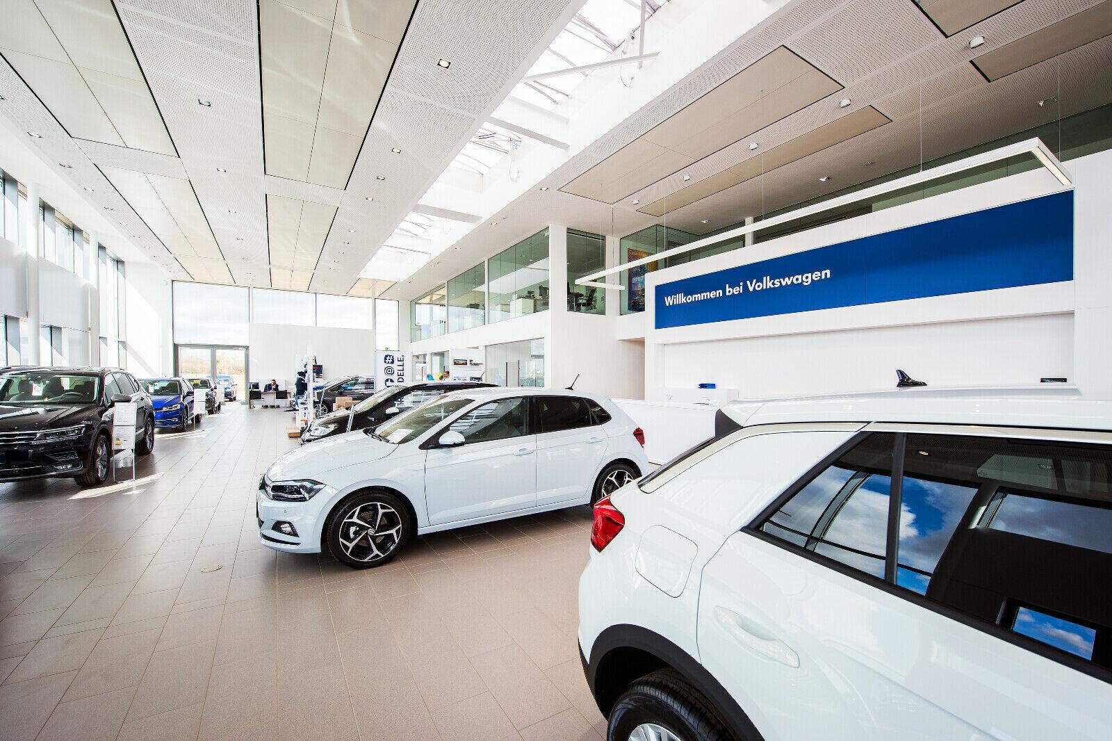 showroom-image-bottom