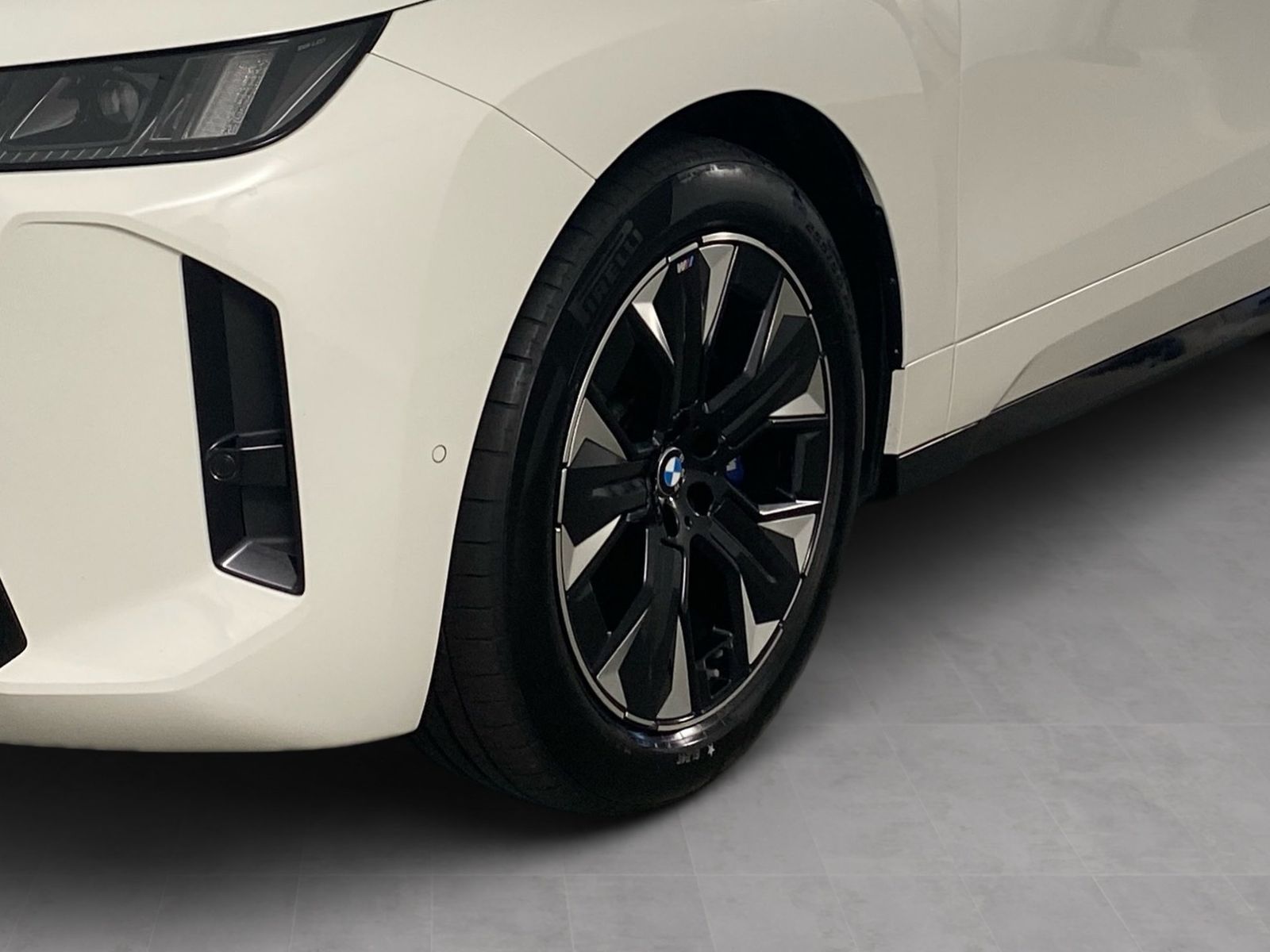 BMW iX - Bild 8