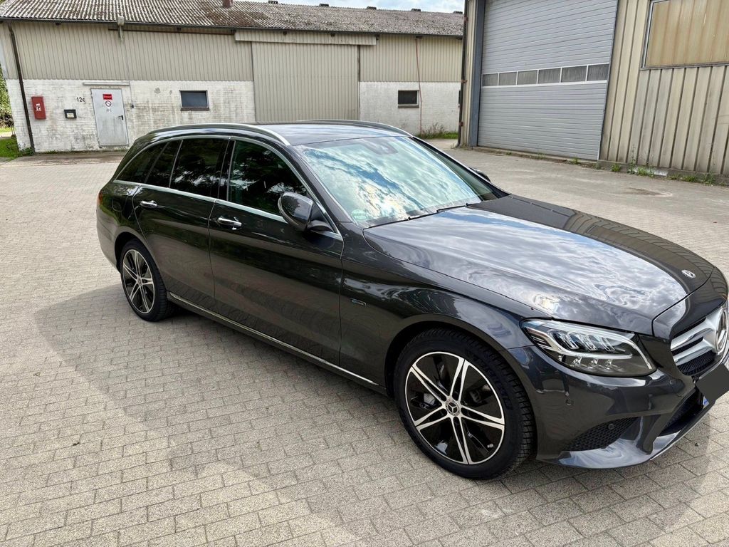 Image of Mercedes-Benz C 300