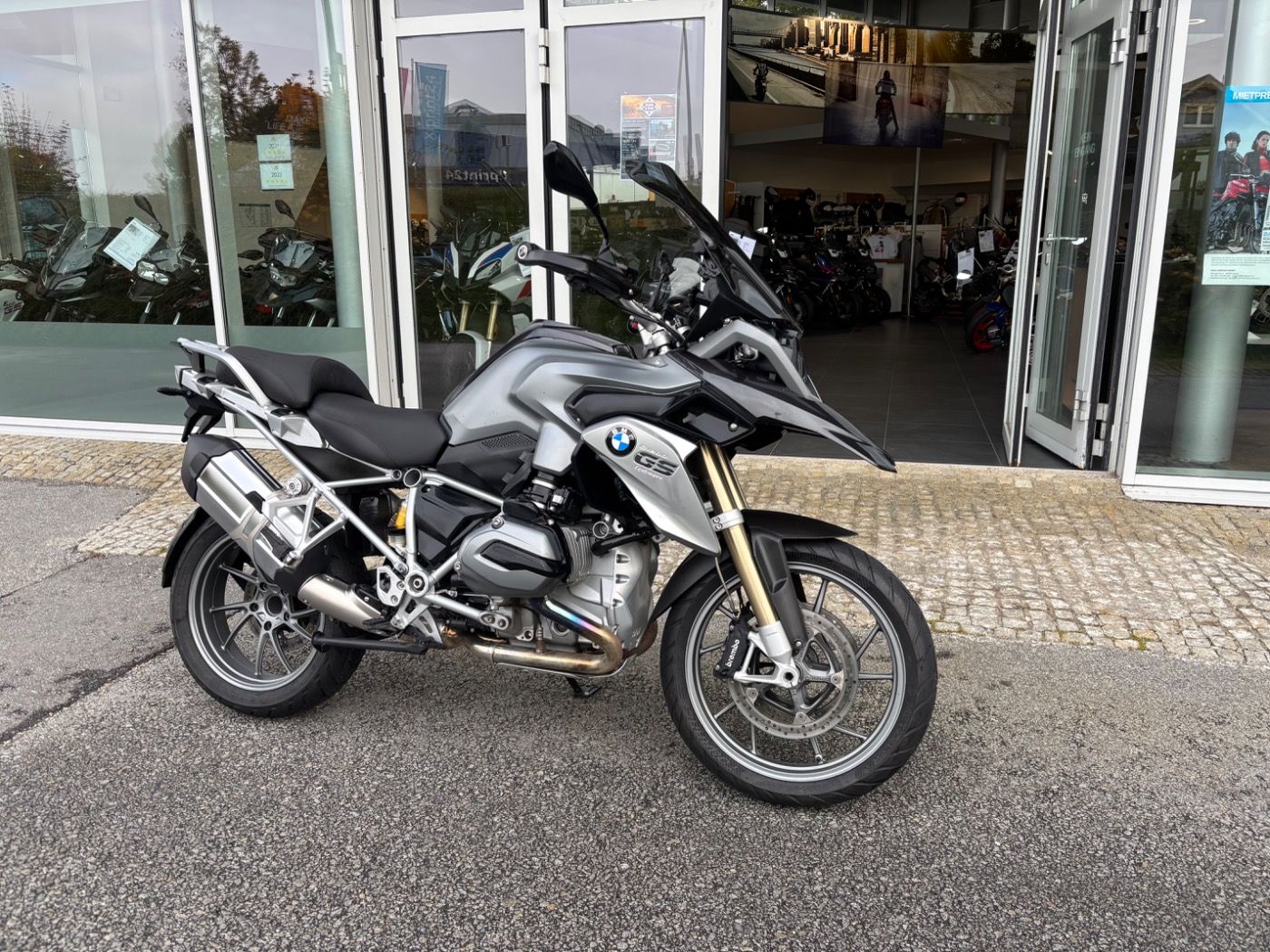 Fahrzeugabbildung BMW R 1200 GS LC aus 1. Hand Komfort- und Dynamik-Pa
