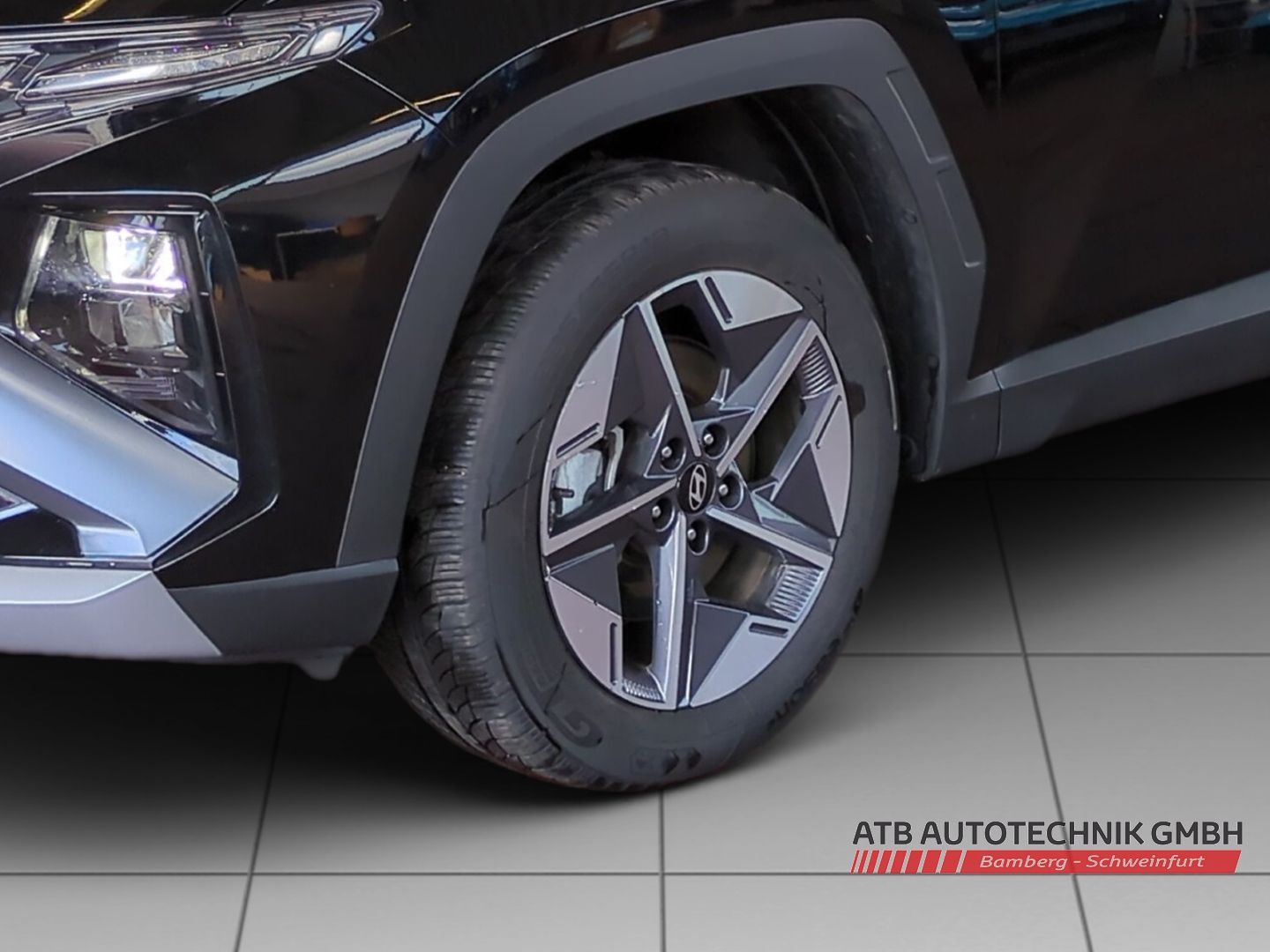 Fahrzeugabbildung Hyundai Tucson Trend 1.6 T-GDi PHEV 4WD Navi El. Heckkla