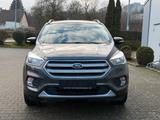 Ford Kuga Trend *GEPFLEGT*1.HAND* - Ford Kuga mit Benzin-Antrieb: Limousine, Schaltgetriebe