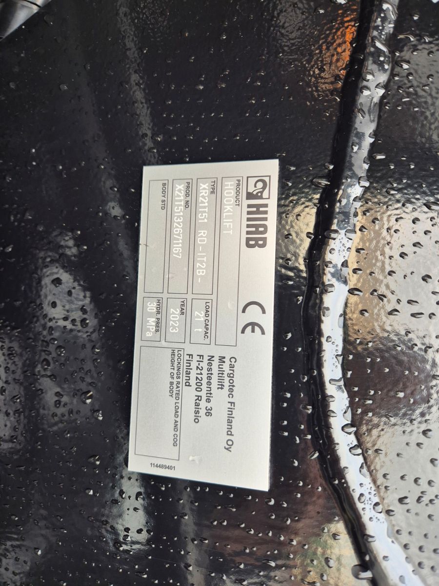 Fahrzeugabbildung Iveco AD300X54Z/P HR 6x4 Abrollkipper