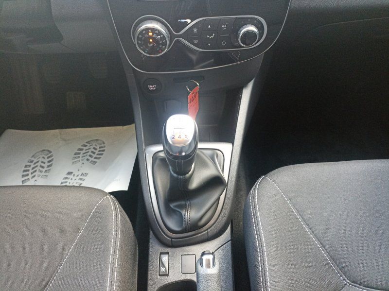 Fahrzeugabbildung Renault Clio IV 1.2 16V  Limited