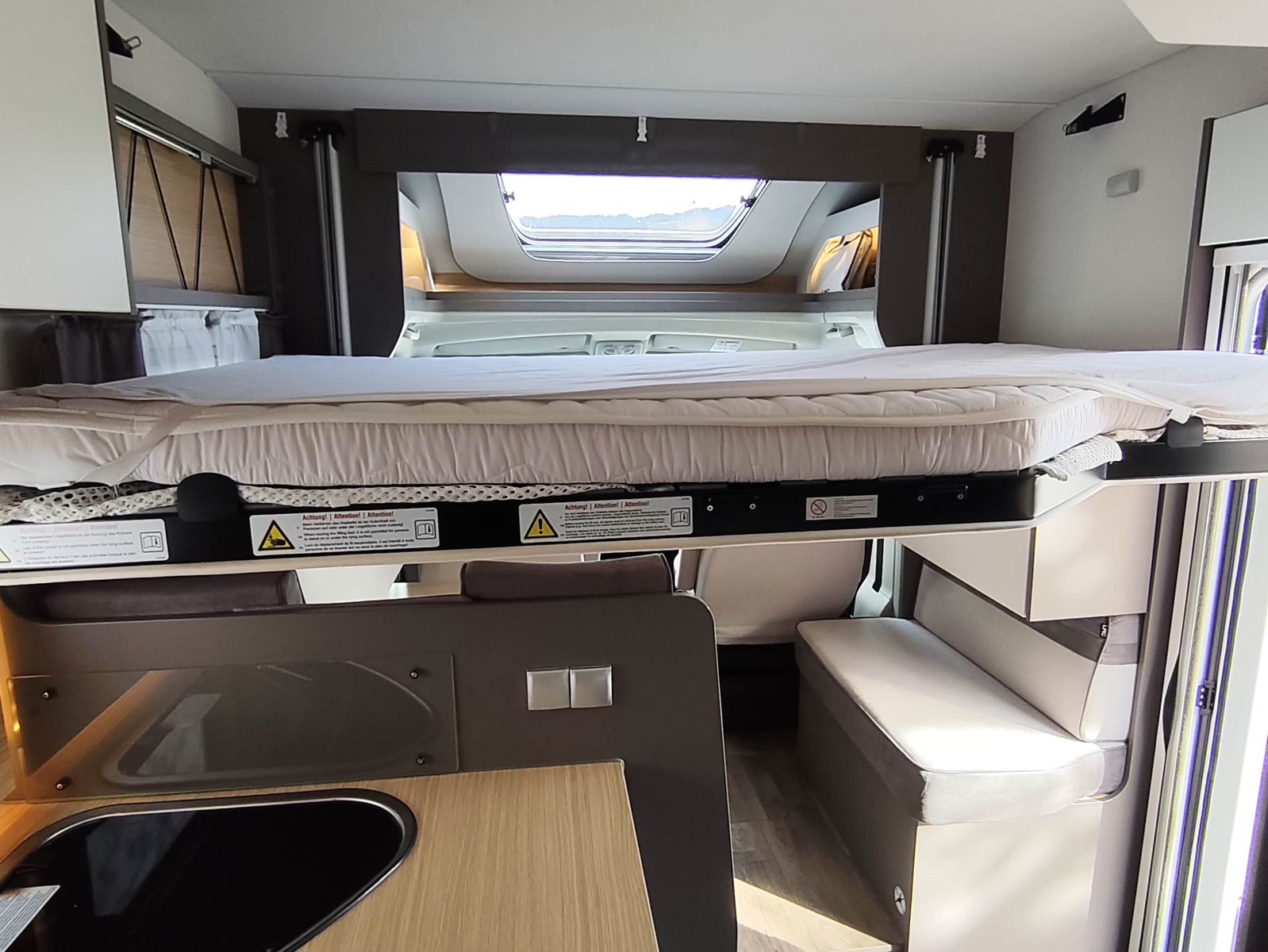 Fahrzeugabbildung LMC Tourer Lift H 630