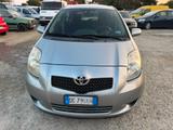 Toyota Yaris 1.4 5 porte M-MT Sol CAMBIO AUTOMAT - Toyota Yaris mit Halbautomatikschaltung