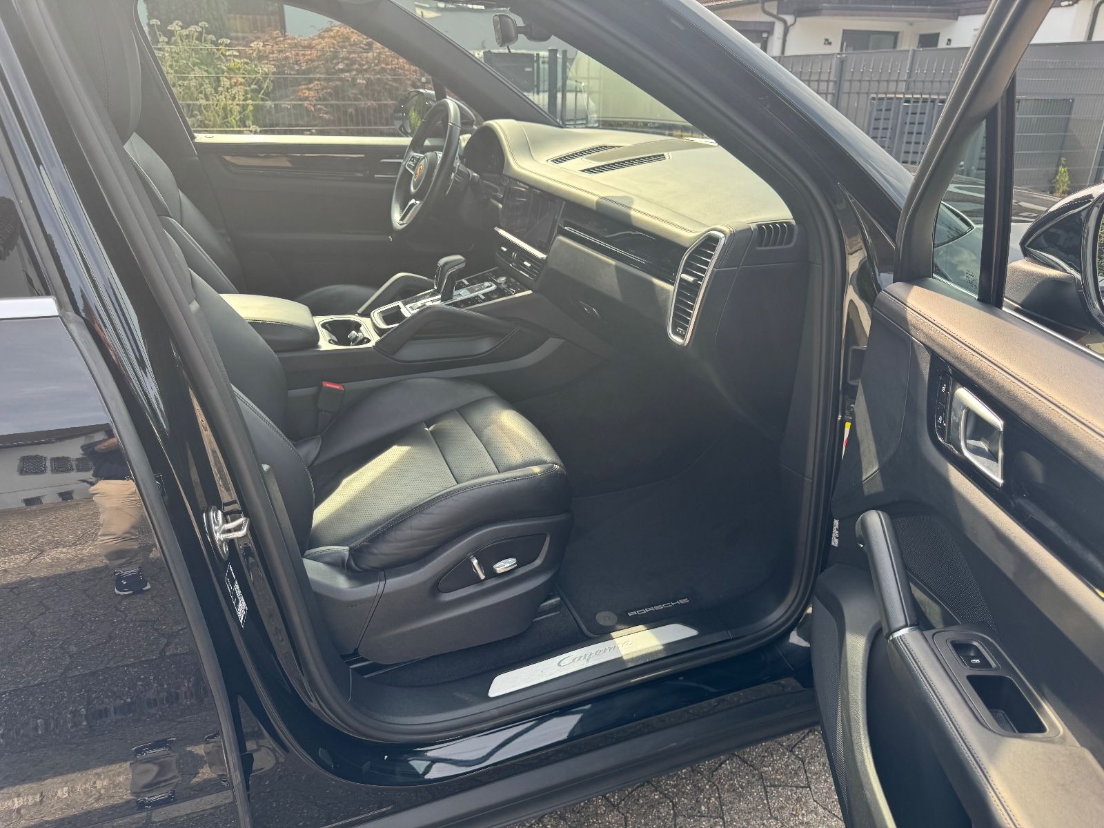 Porsche Cayenne LUFT LEDER NAVI KAMERA LED APPLE 1.HAND foto 17