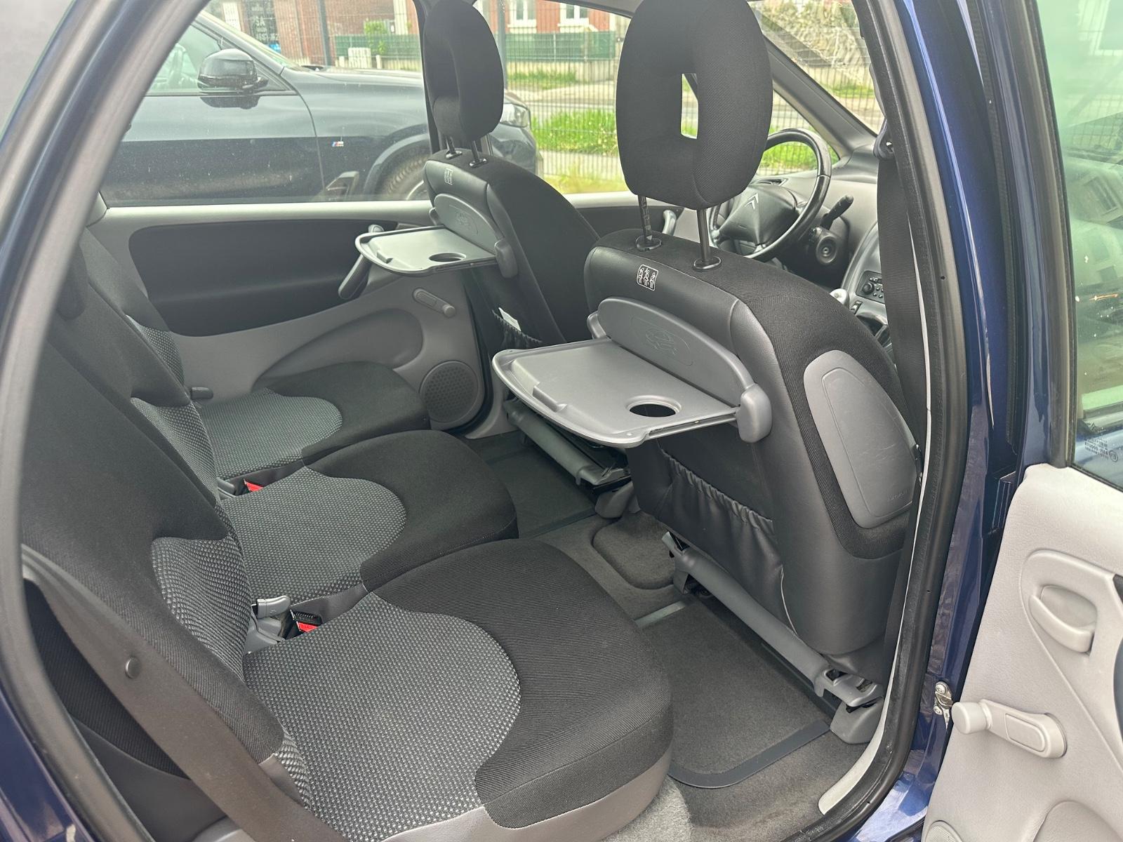 Citroën Xsara Picasso 1,6 16VConfort/Klima/AHK/TÜV-08-27