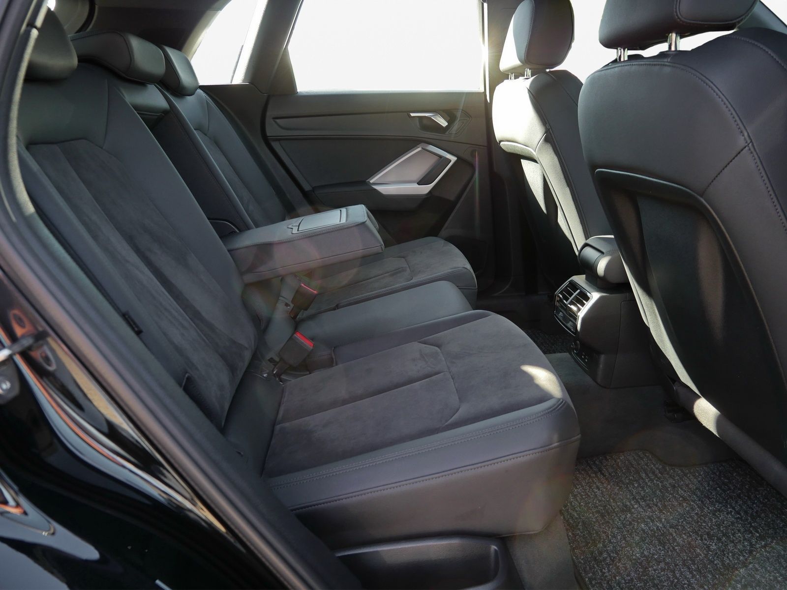 Audi Q3 - Bild 16