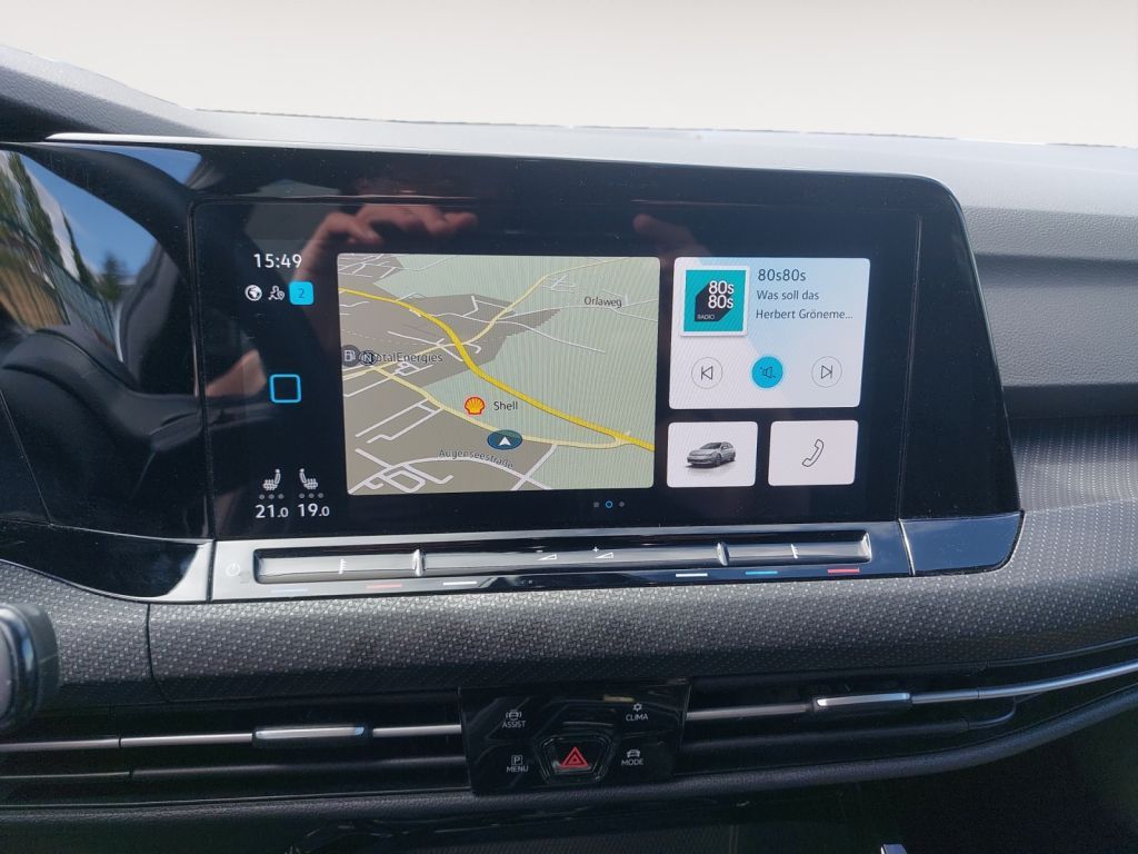 Fahrzeugabbildung Volkswagen Golf Variant 2.0 TSI DSG R-Line LED Navi ACC