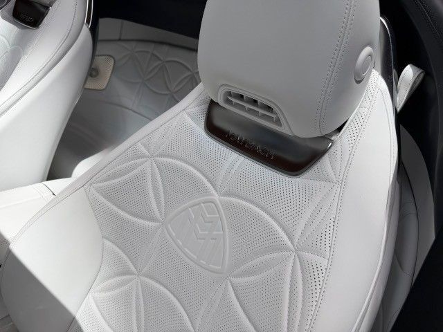 Fahrzeugabbildung Mercedes-Benz SL 680 Maybach MonogramSeries/MB-Pattern/Burm-3D