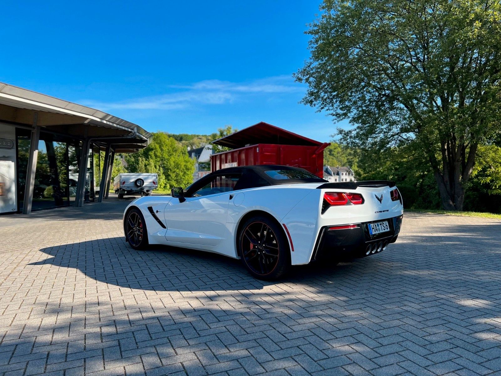 Fahrzeugabbildung Corvette C7 6.2 V8 AT8 Stingray Cabrio 3LT