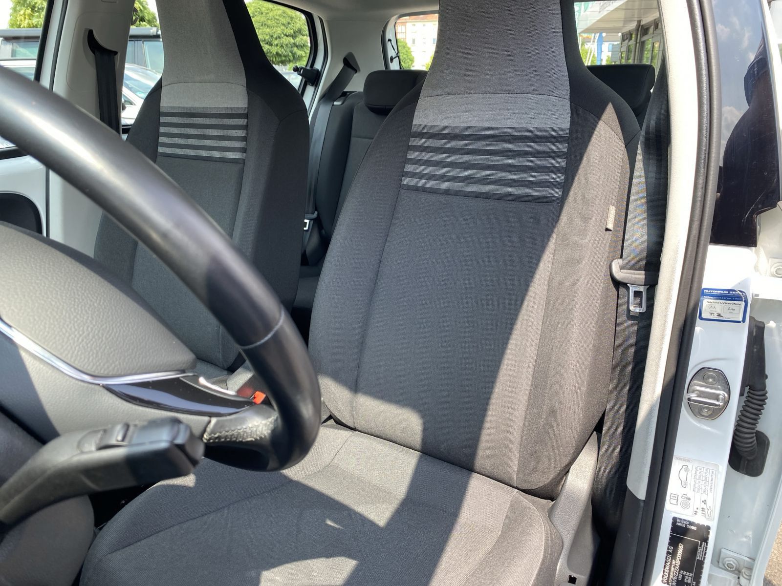 Volkswagen up! - Bild 10