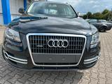 Audi Q5 2.0 TDI  quattro*1-HAND - Audi aus 2010