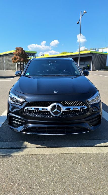 Image of Mercedes-Benz GLA 250