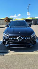Mercedes-Benz GLA 250 4MATIC DCT - - Mercedes-Benz GLA 250 aus 2021