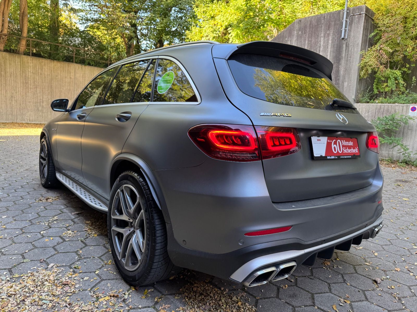Fahrzeugabbildung Mercedes-Benz GLC 63 AMG 4Matic*BURMESTER*HEADUP*MEMO*LED*TEMP