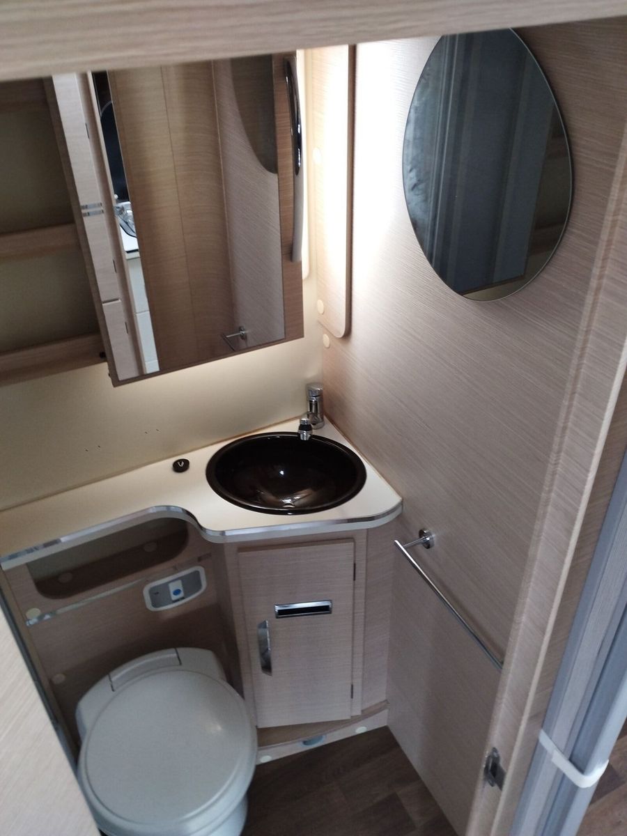 Fahrzeugabbildung Forster I 726 VB