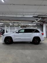 Jeep Grand Cherokee SRT 6.4L HEMI + PRINS LPG - Jeep Grand Cherokee mit LPG-Antrieb