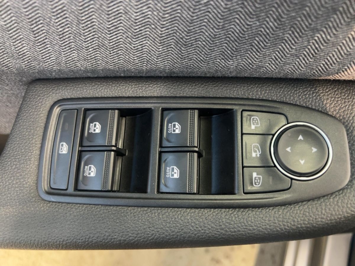 Renault Clio - Bild 12