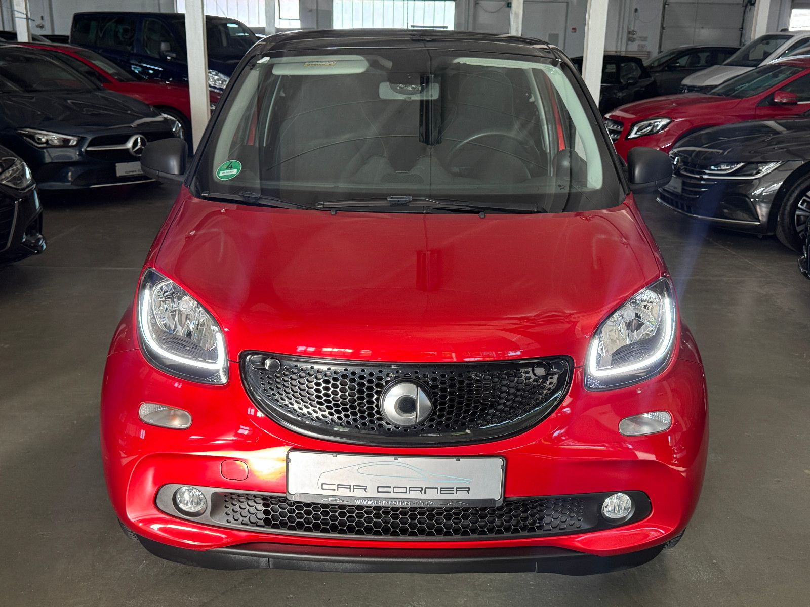 Fahrzeugabbildung Smart ForFour PASSION NAVI PDC SITZHEIZUNG SCHECKHEFT