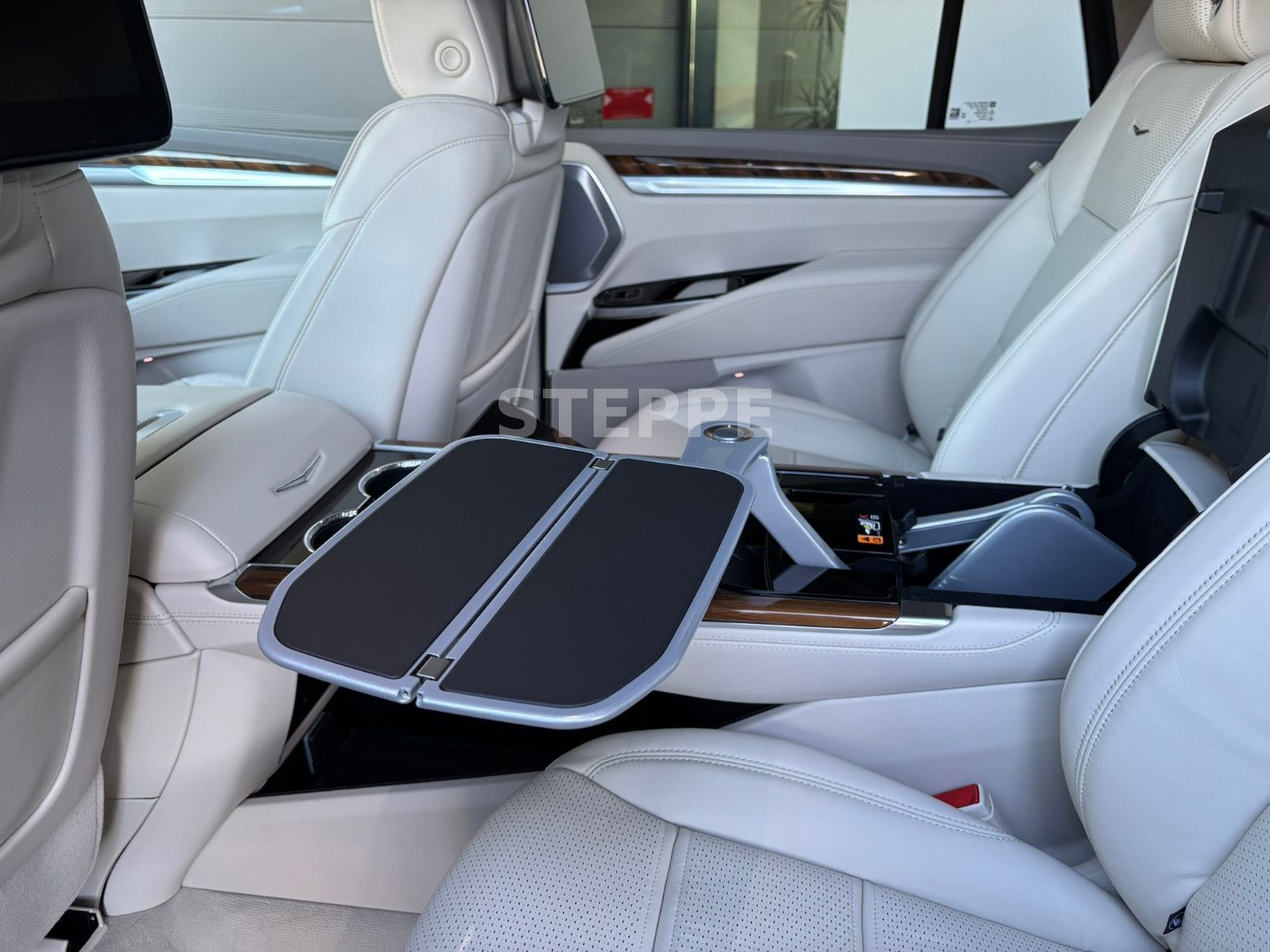 Cadillac Escalade FACELIFT MY26 6.2 V8 Sport Platinum 24"