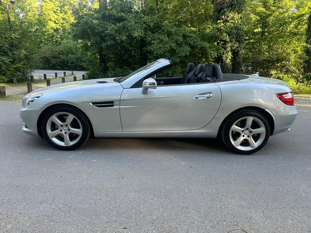 Mercedes-Benz SLK 300