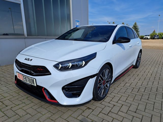 Kia ProCeed GT JBL-SOUND PARK-ASSISTENT NAVI LED