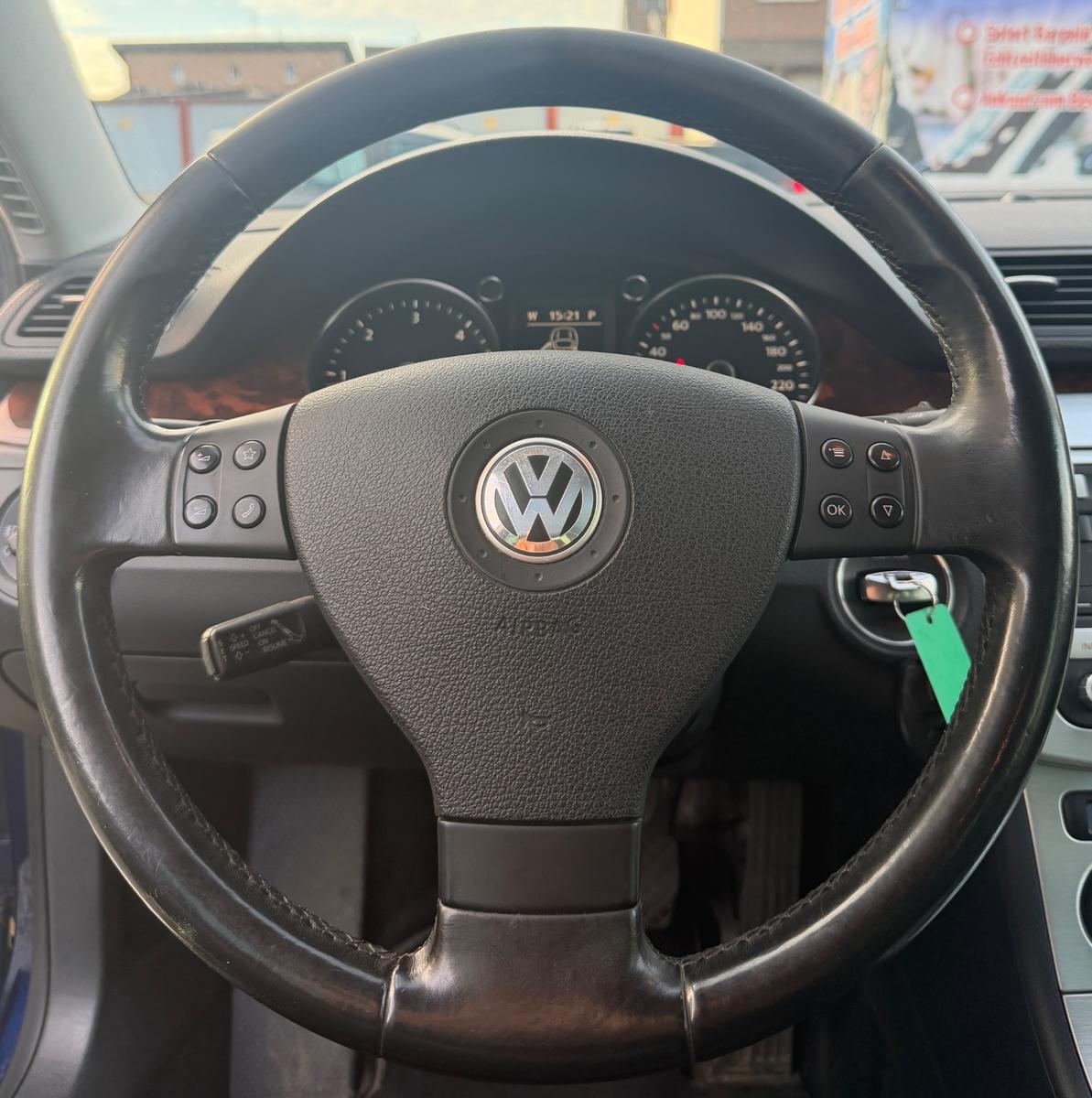 Volkswagen Passat 2008 — photo 18
