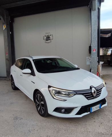 Renault Megane Mégane Sporter dCi 1,5d 110 CV Bu