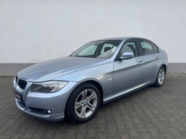 BMW 320 i FACELIFT MODELL ( 1.HAND/Erst 85 TKM )