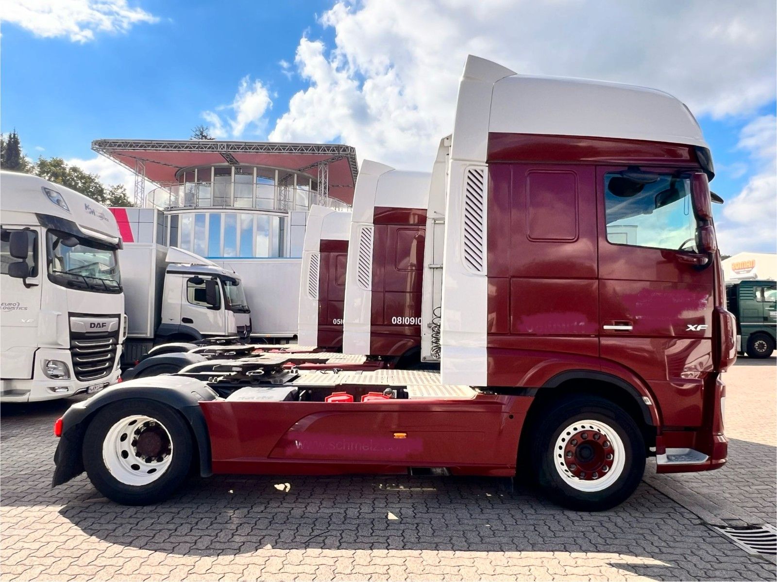 Fahrzeugabbildung DAF 2 Stück SSC XF 480 FT, Intarder