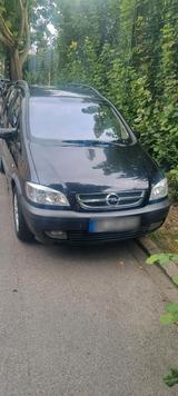 Opel Zafira 2.2 - Opel Zafira aus 2003: 2.2