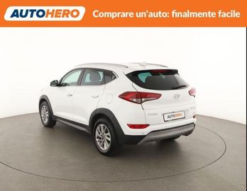 Hyundai TUCSON - 4