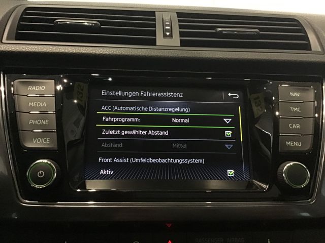 Fahrzeugabbildung Skoda Fabia Clever Best of 1.0 TSI ACC/Pano/Navi/LED