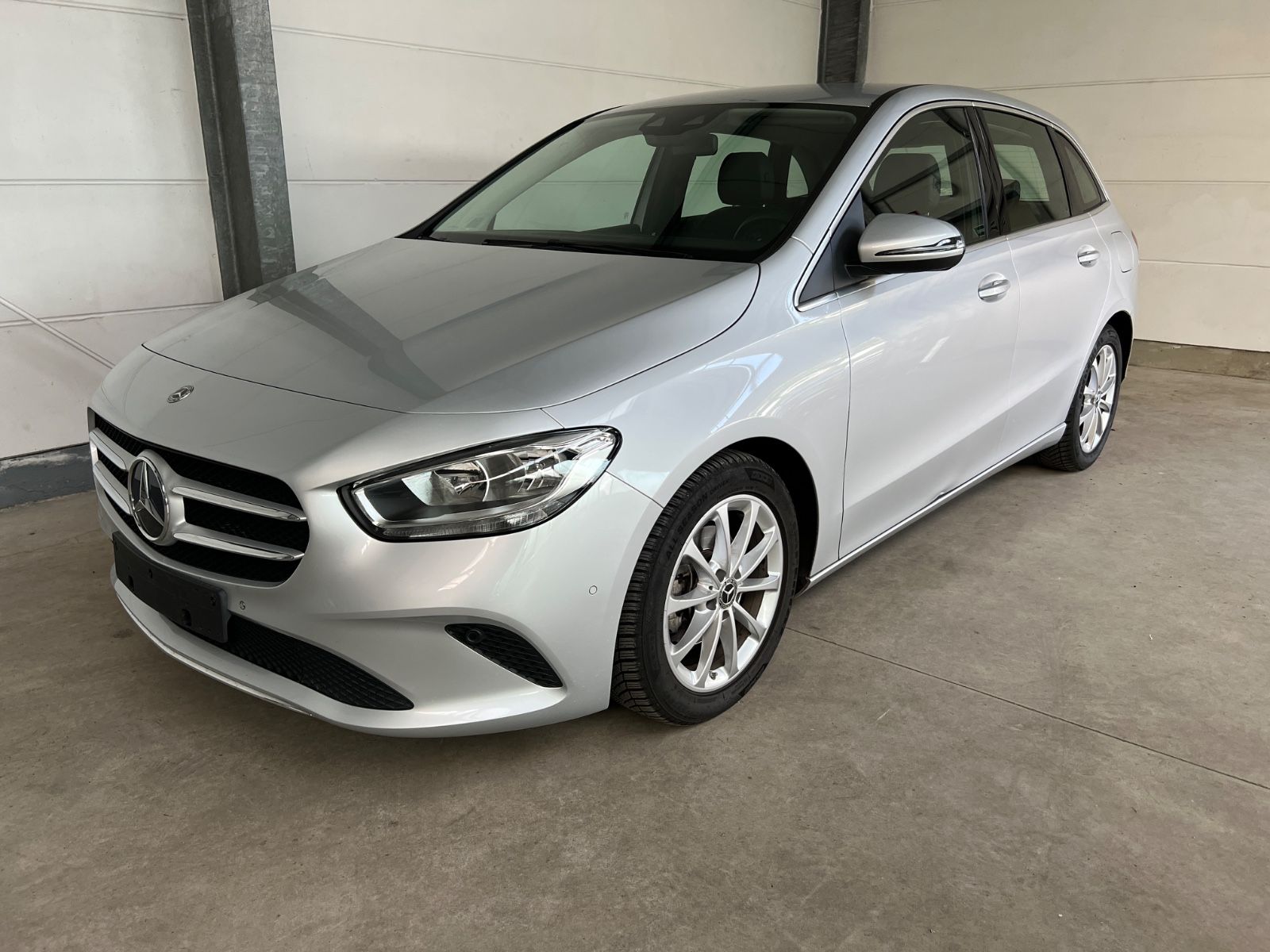 Mercedes-Benz B 180d Aut. Progressiv+Business Paket+MBUX