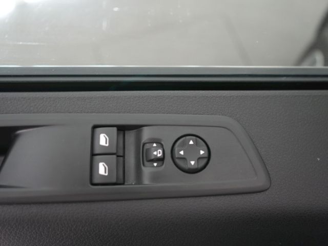 Vivaro Electric C CARGO M 75kWh+NAVI+PARKPILOT H