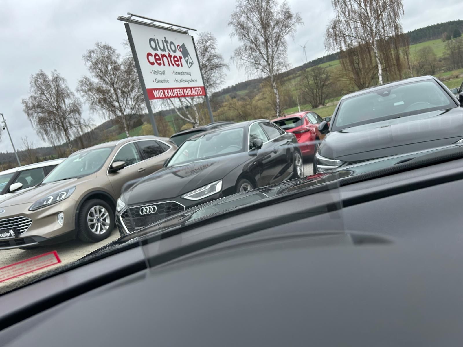 Fahrzeugabbildung Kia e-Soul Spirit°64 kWh°CCS°3 Phasen°SOH 97,2%°1Hnd