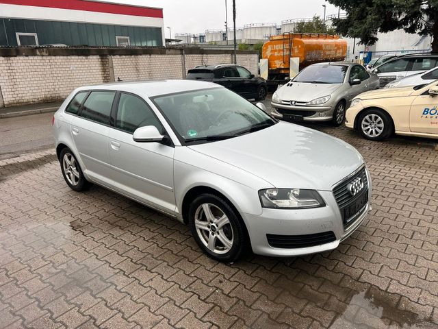 Audi A3 Sportback 2.0 TDI Attraction